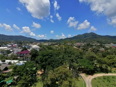 Apartamento con vistas a la montaña — Risa Plus2